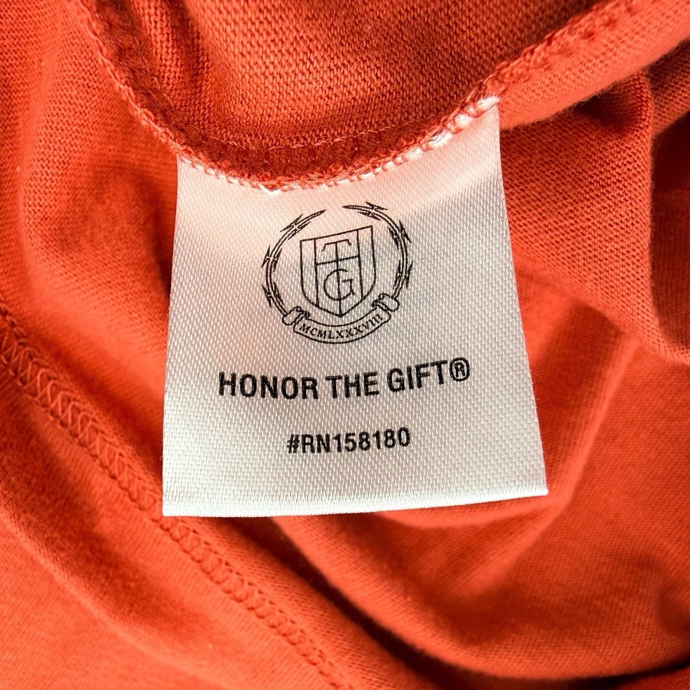 Honor the Gift Dignity Graphic T-Shirt Brick Orange Cotton Men's Size Small‎ NWT - Picture 6 of 10